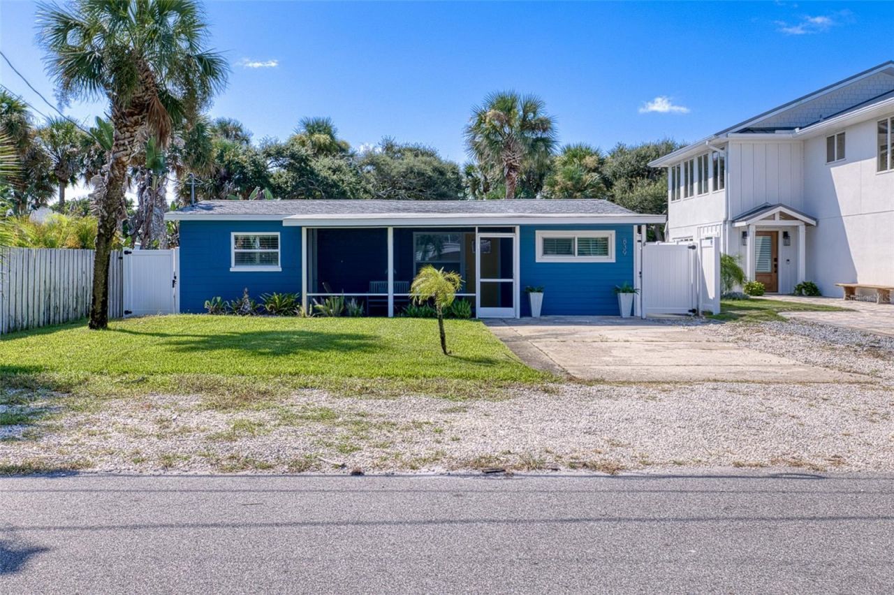 839 E 10th Avenue, New Smyrna Beach, FL 32169 Photo