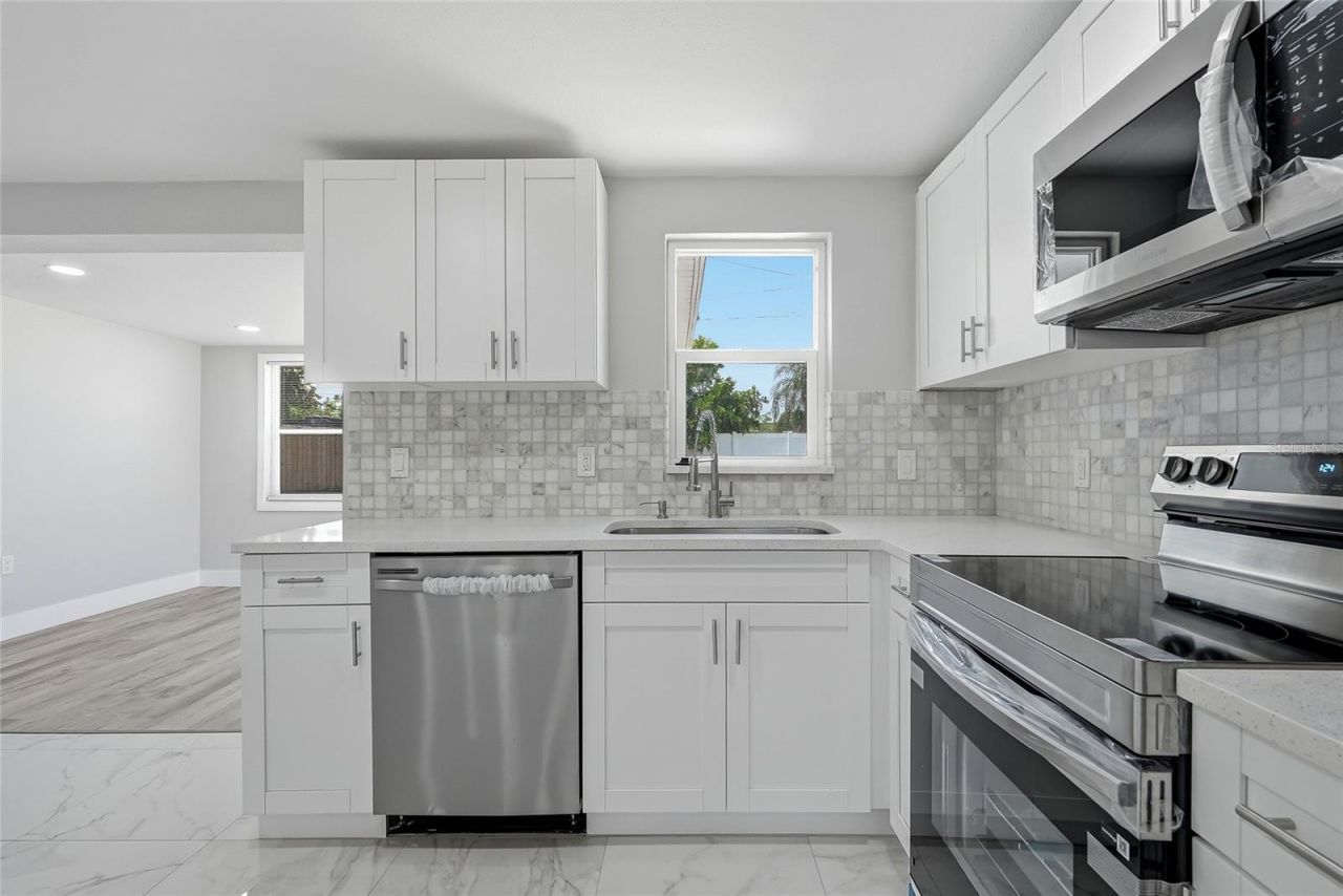 4243 Day Drive , New Port Richey, FL 34652 Photo