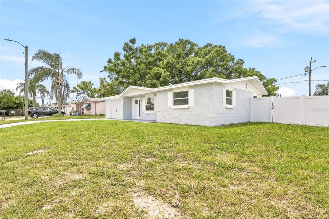 4243 Day Drive , New Port Richey, FL 34652 Photo