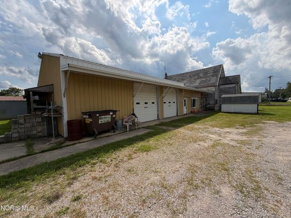 500 Defiance Avenue , Hicksville, OH 43526