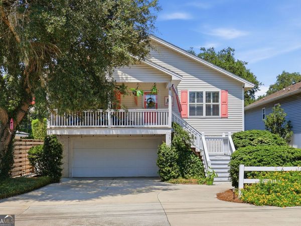 1007 Mallery Street, St. Simons, GA 31522
