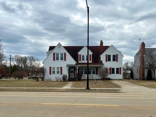 3009 RIVERSIDE AVENUE, Marinette, WI 54143