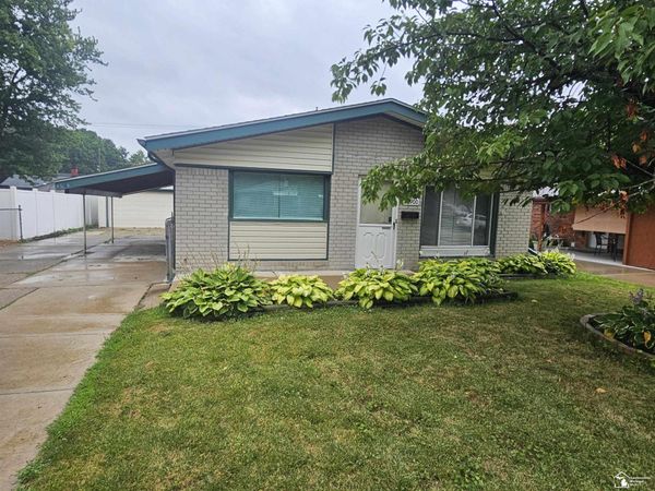 20900 Millard Street, Taylor, MI 48180