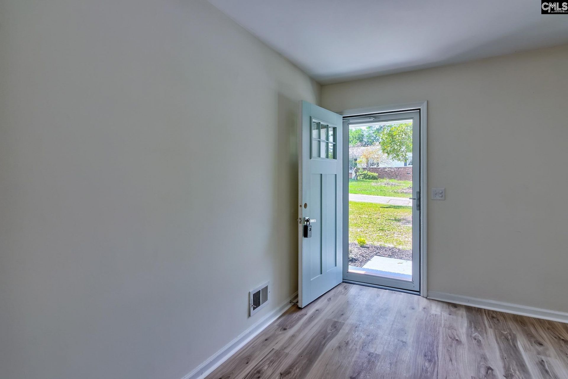 3025 Prestwick Circle  Photo 10