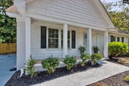 3025 Prestwick Circle  photo 4