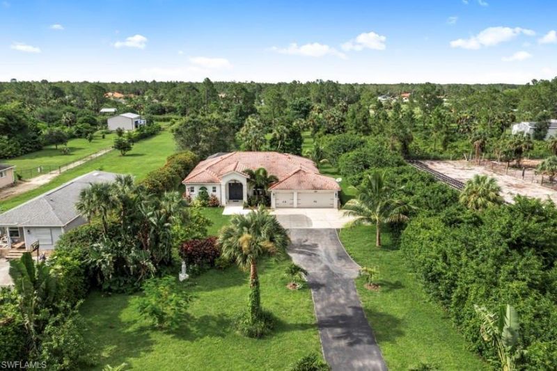2991 20th Ave Ne, Naples, FL 34120 Photo