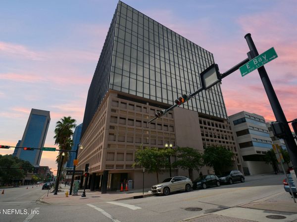 233 E BAY Street, Unit L-04, Jacksonville, FL 32202