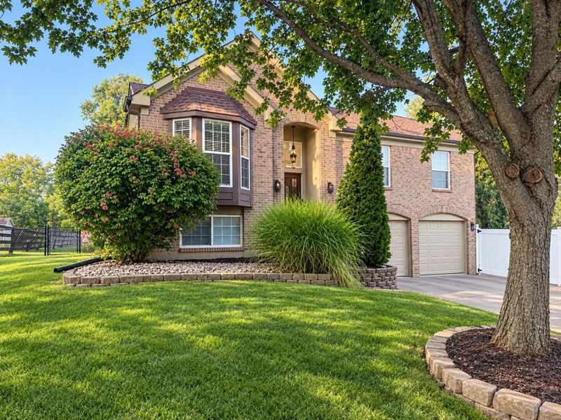 2454 Ferdinand Drive, Burlington, KY 41005 Photo 2