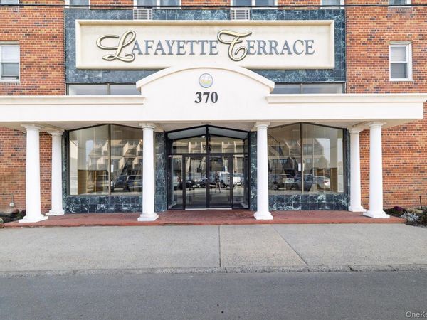 370 West Broadway , Unit 5C, Long Beach, NY 11561