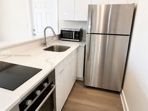 1711 NE 56th St , Unit 5, Fort Lauderdale, FL 33334