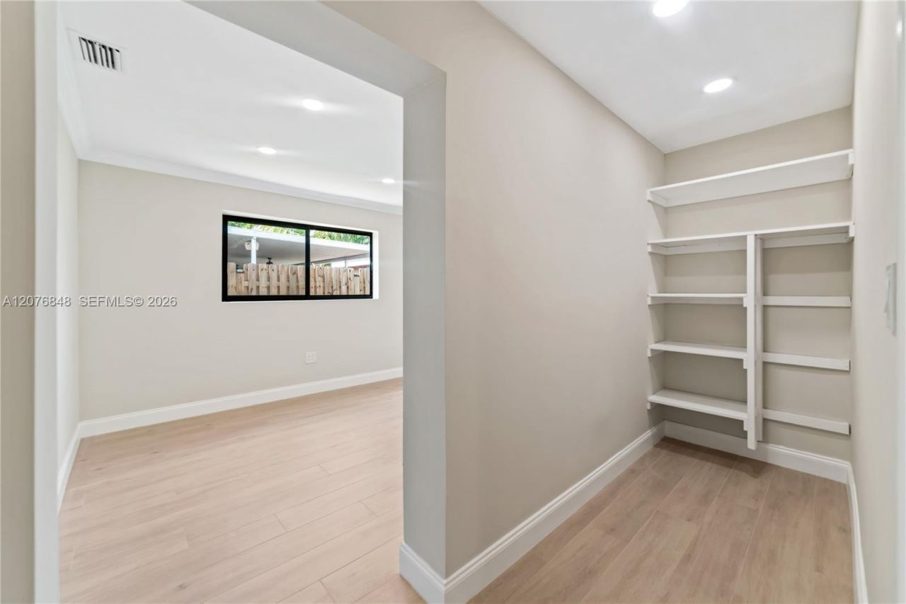 220 N 69th Ter , Hollywood, FL 33024 Photo