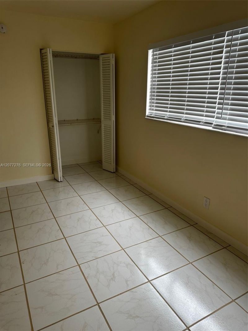 270 Layne Blvd, Unit 114, Hallandale Beach, FL 33009 Photo