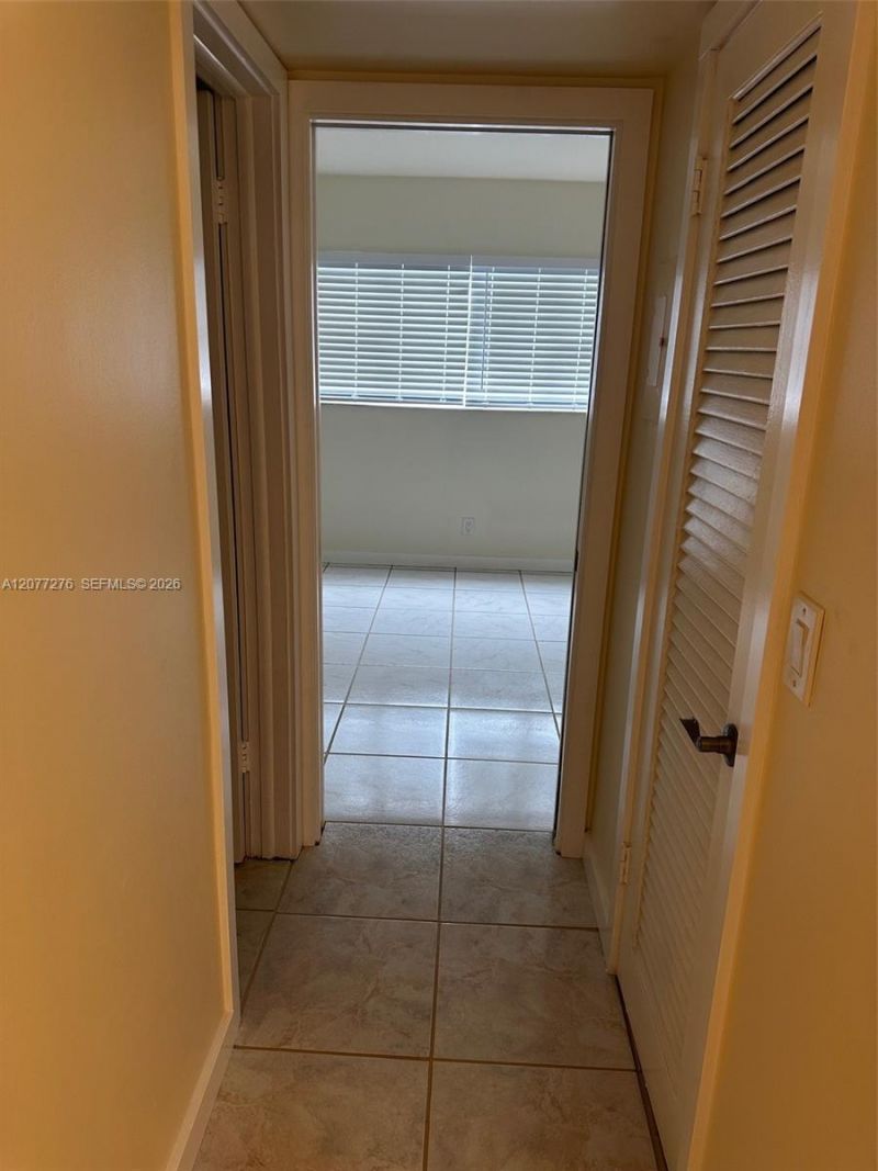 270 Layne Blvd, Unit 114, Hallandale Beach, FL 33009 Photo