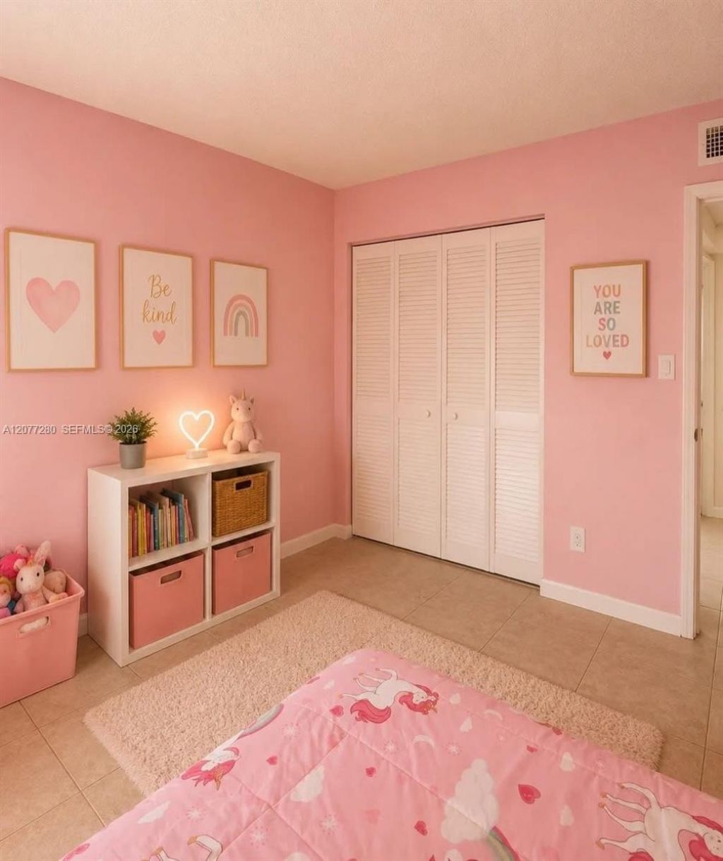 301 N Pine Island Rd , Unit 220, Plantation, FL 33324 Photo