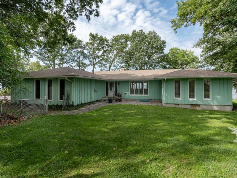 725 Lake Street, Marblehead, OH 43440 Photo 12