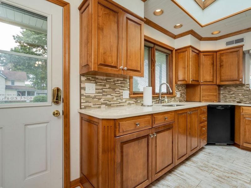 725 Lake Street, Marblehead, OH 43440 Photo 17
