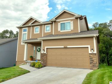 8216 King Street, Omaha, NE 68122