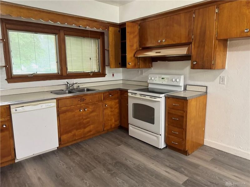 1813 Bledsoe Drive, Bellbrook, OH 45305 Photo 18