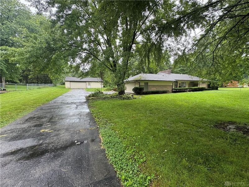 1813 Bledsoe Drive, Bellbrook, OH 45305 Photo 33