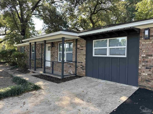 451 10 Mile Rd, Pensacola, FL 32534