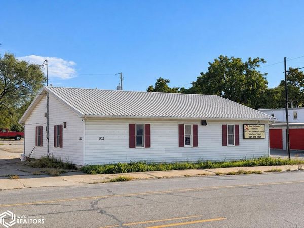 502 W Burlington Avenue, Fairfield, IA 52556