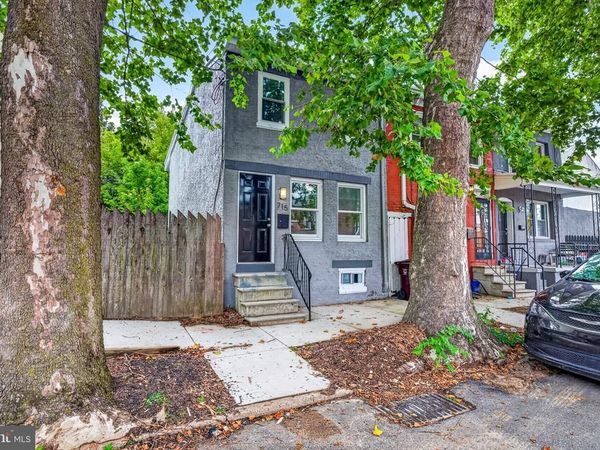 715 N LOCUST STREET, WILMINGTON, DE 19801