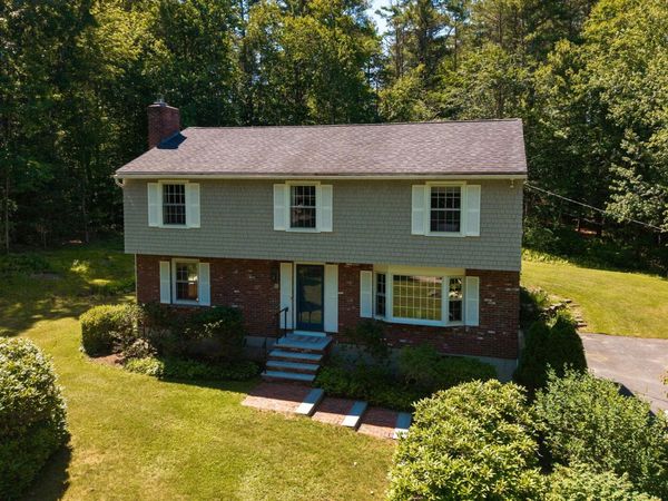 6 AMBLER Way, Durham, NH 03824