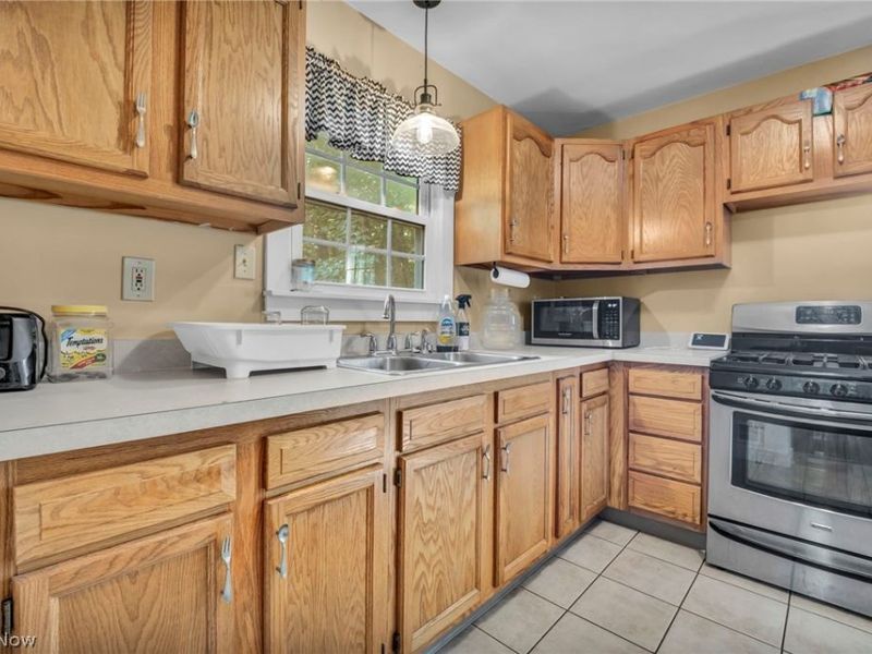 1382 Honodle Avenue, Akron, OH 44305 Photo 12