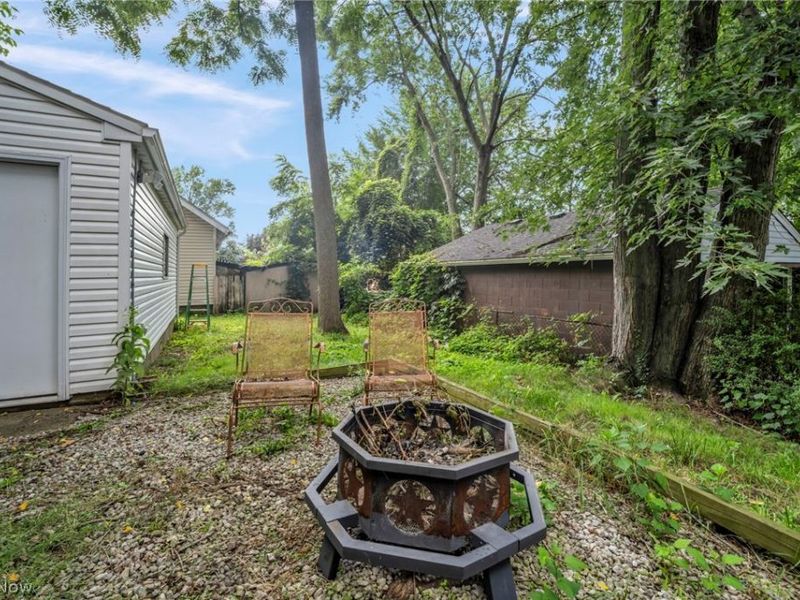 1382 Honodle Avenue, Akron, OH 44305 Photo 41
