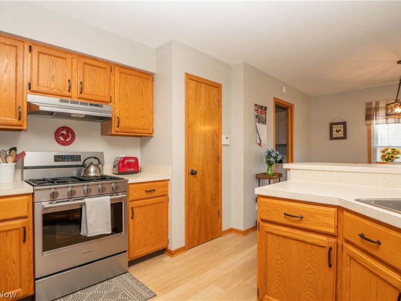 2316 Mount Pleasant Street NE, Canton, OH 44721 Photo 17