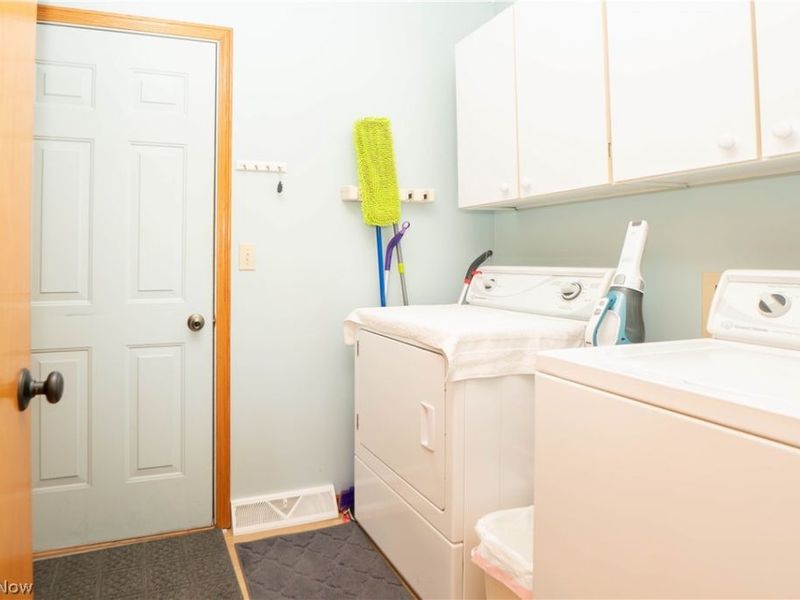 2316 Mount Pleasant Street NE, Canton, OH 44721 Photo 24