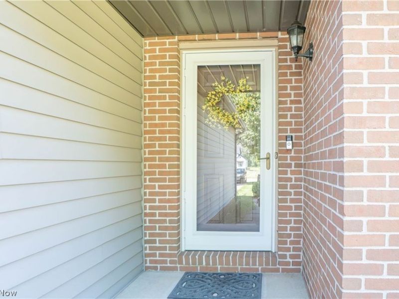 2316 Mount Pleasant Street NE, Canton, OH 44721 Photo 4
