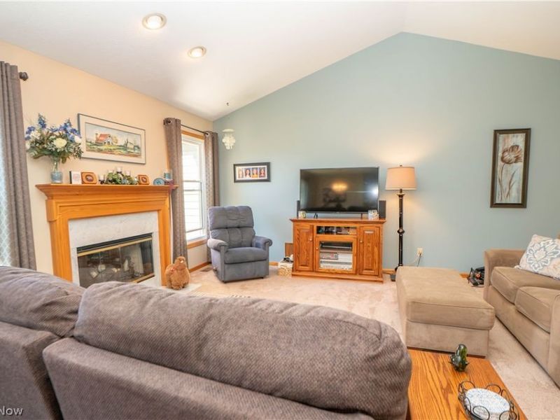 2316 Mount Pleasant Street NE, Canton, OH 44721 Photo 8