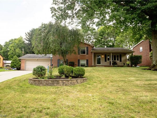 1416 Dunkeith Drive NW, Canton, OH 44708