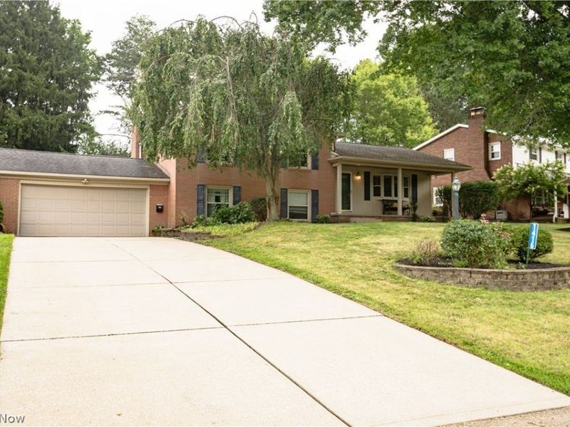 1416 Dunkeith Drive NW, Canton, OH 44708 Photo 2