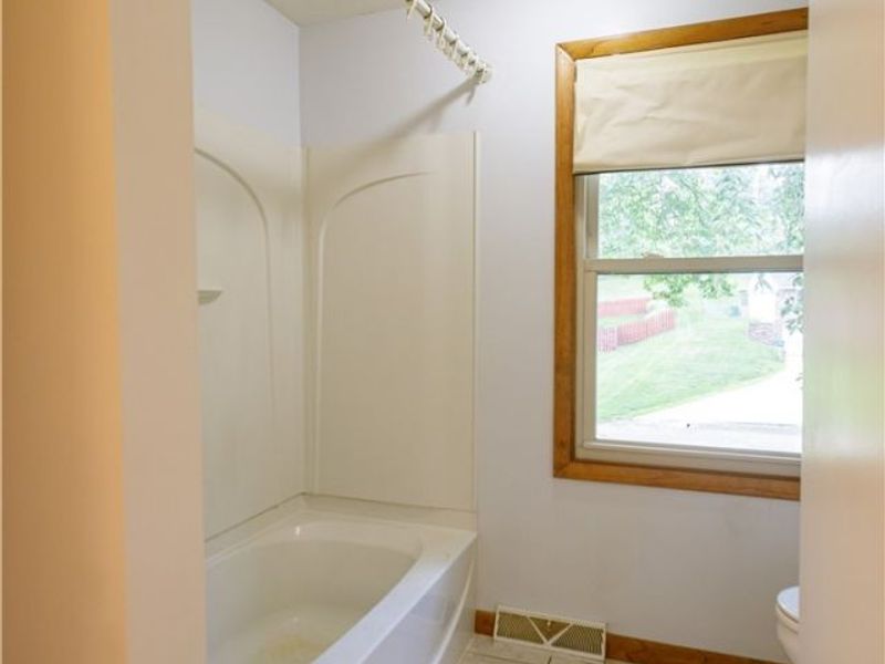 1416 Dunkeith Drive NW, Canton, OH 44708 Photo 29