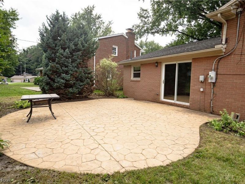 1416 Dunkeith Drive NW, Canton, OH 44708 Photo 4