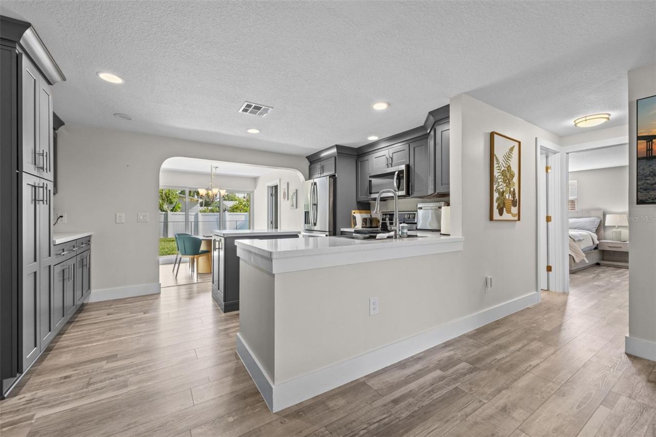 1223 Biltmore Drive , Fort Myers, FL 33901 Photo