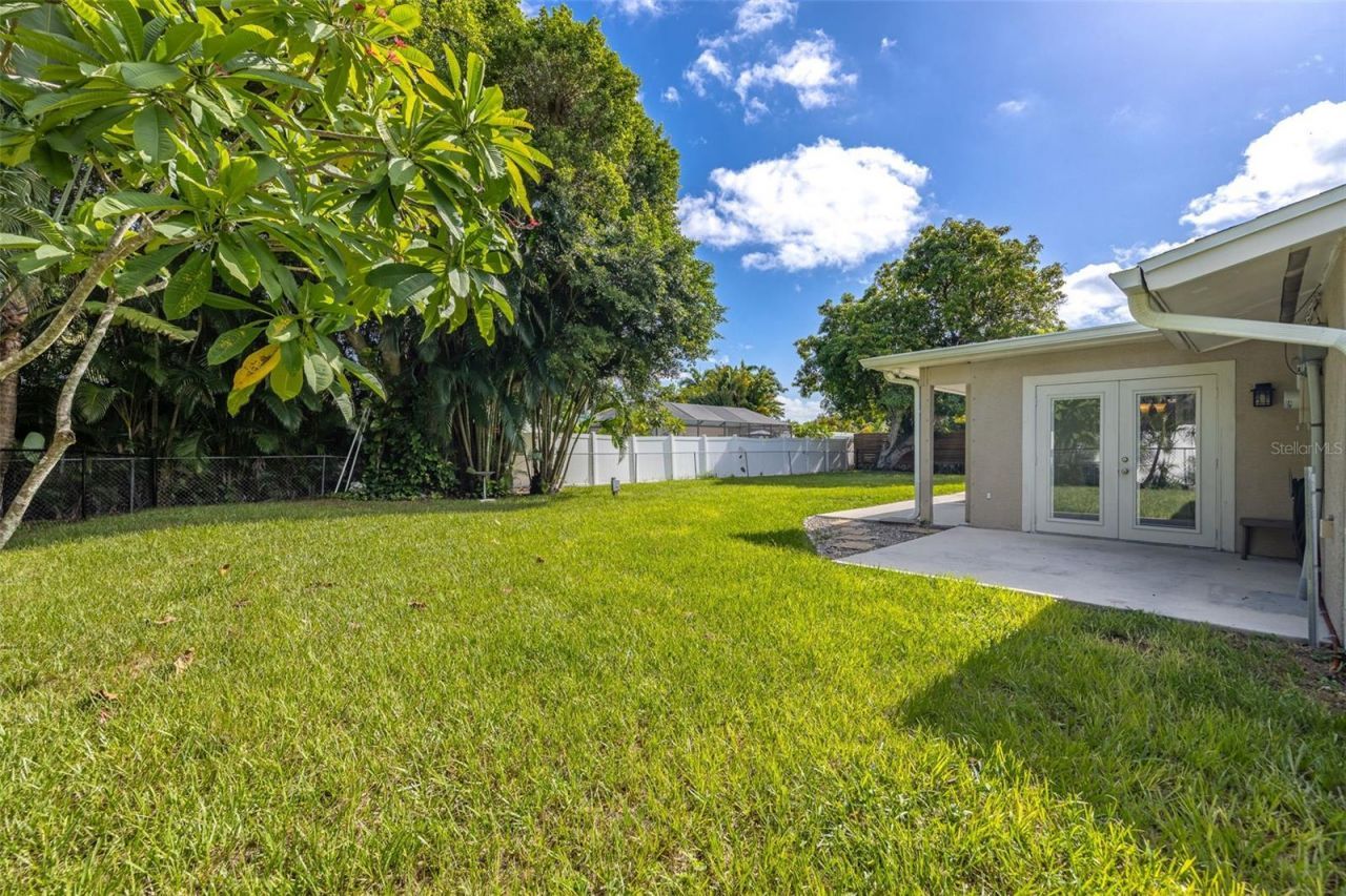 1223 Biltmore Drive , Fort Myers, FL 33901 Photo