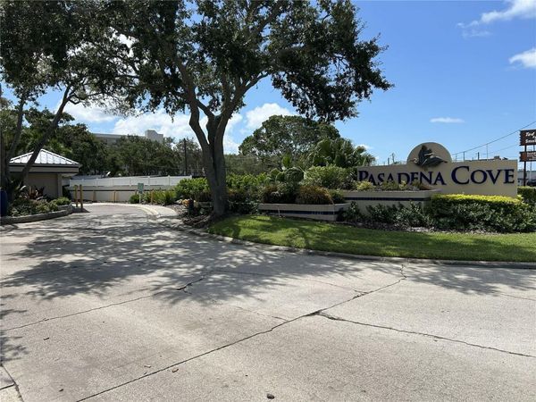 1316 PASADENA AVENUE S, Unit 102, SOUTH PASADENA, FL 33707