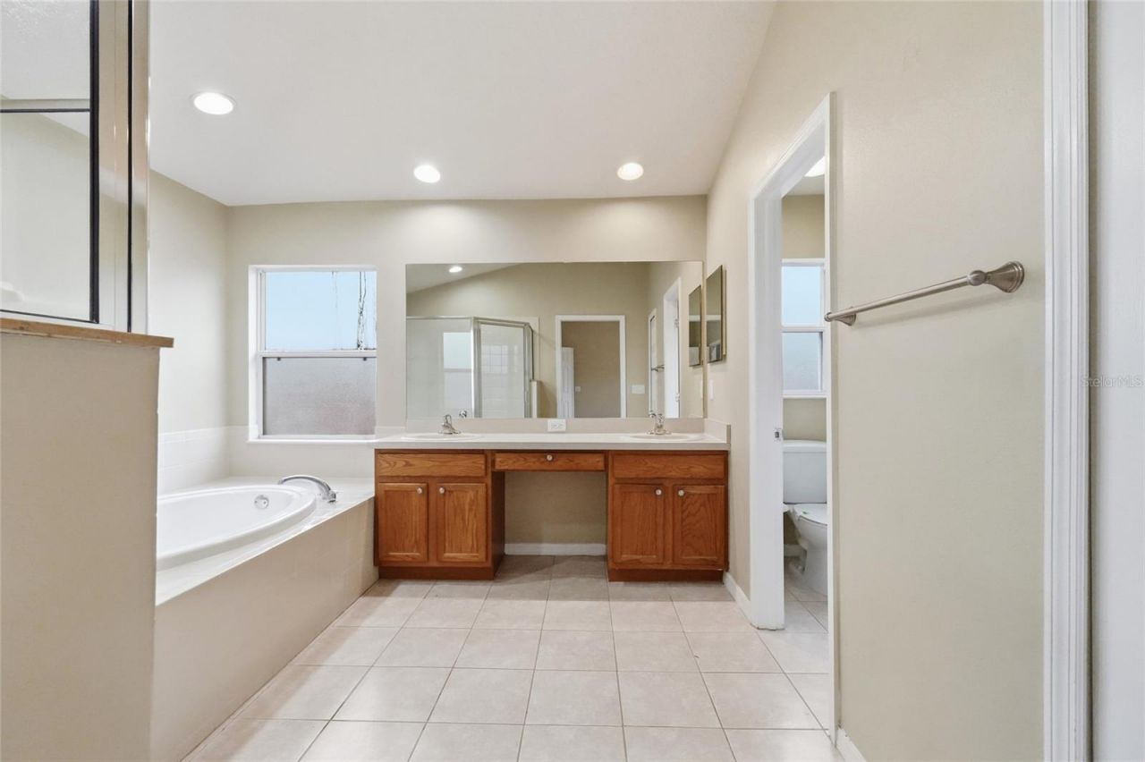 6127 46th Street E, Bradenton, FL 34203 Photo