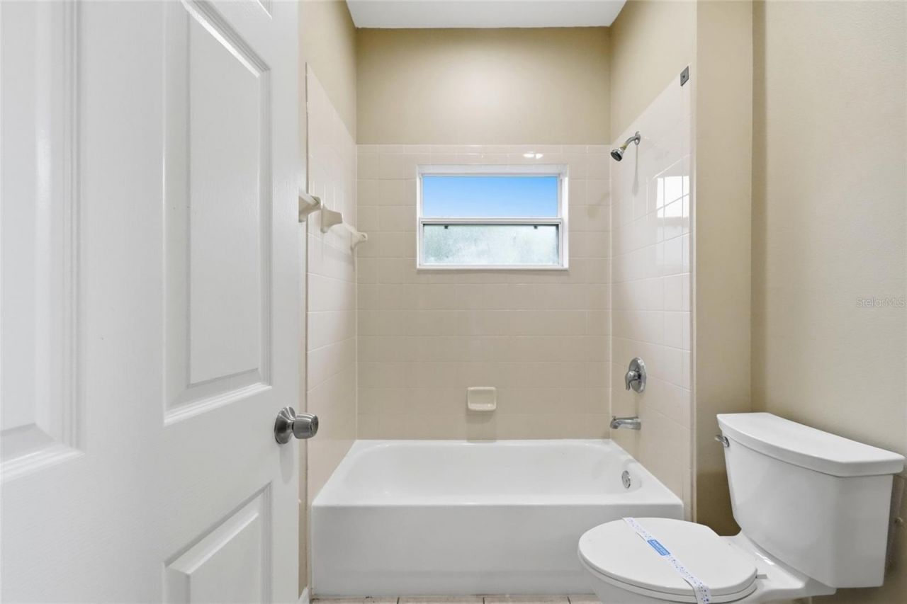 6127 46th Street E, Bradenton, FL 34203 Photo