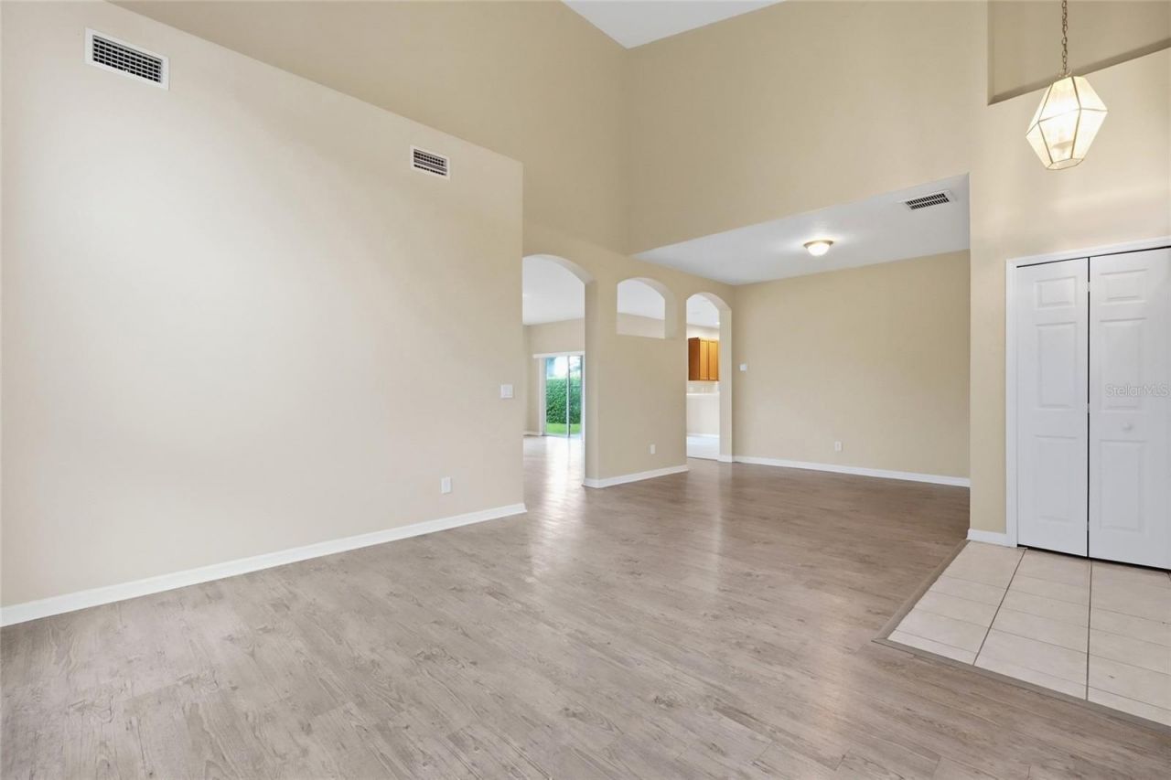 6127 46th Street E, Bradenton, FL 34203 Photo