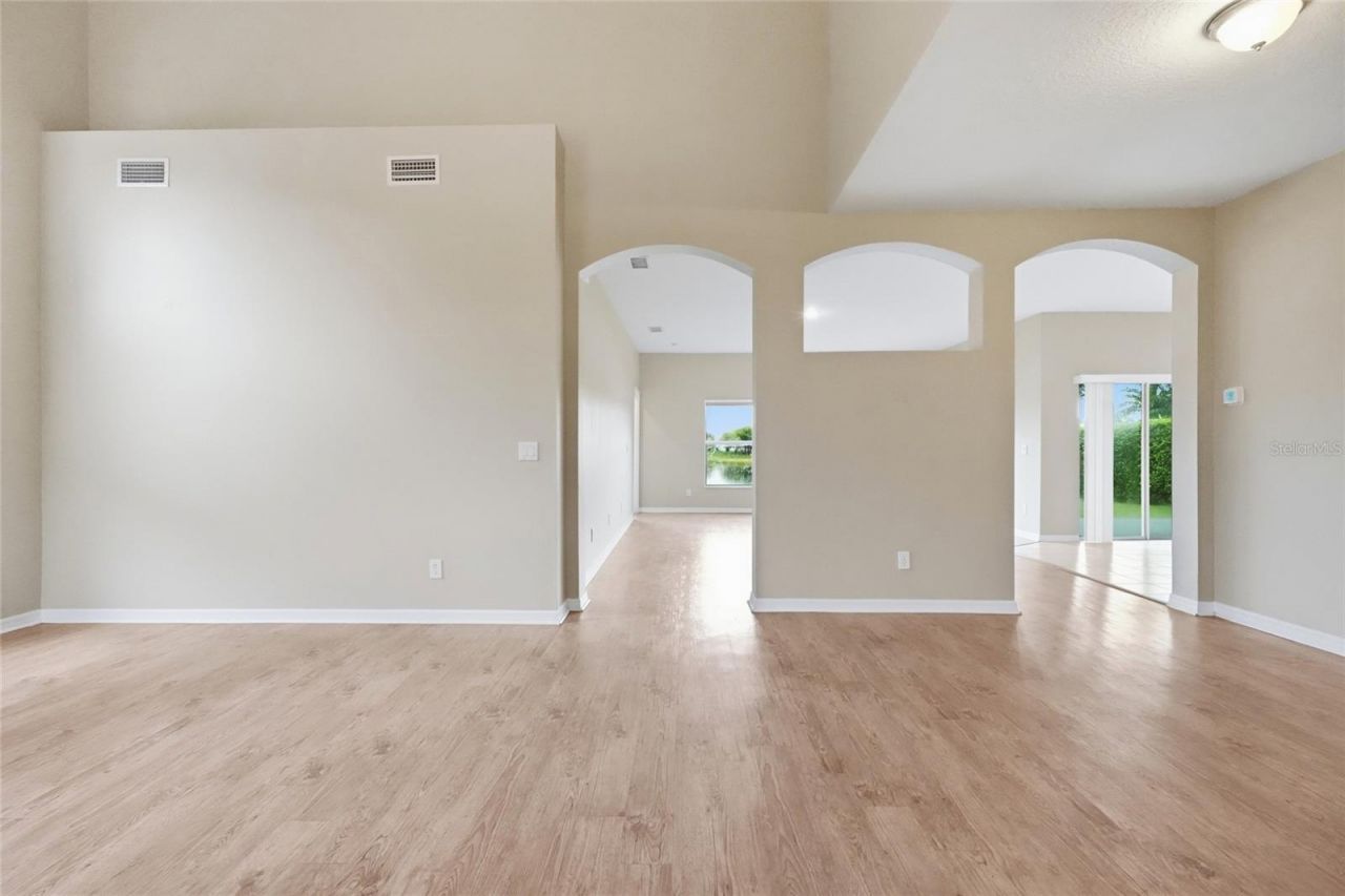 6127 46th Street E, Bradenton, FL 34203 Photo