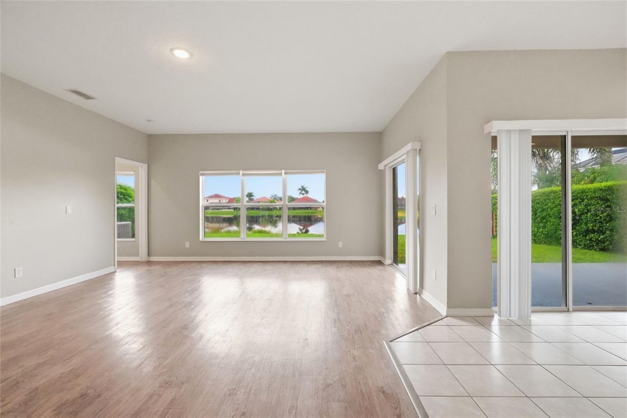 6127 46th Street E, Bradenton, FL 34203 Photo