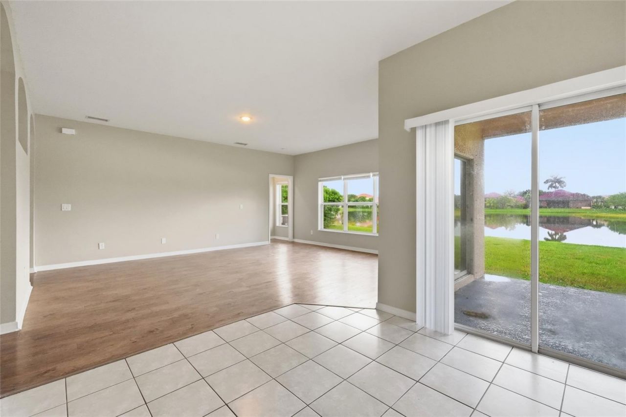 6127 46th Street E, Bradenton, FL 34203 Photo