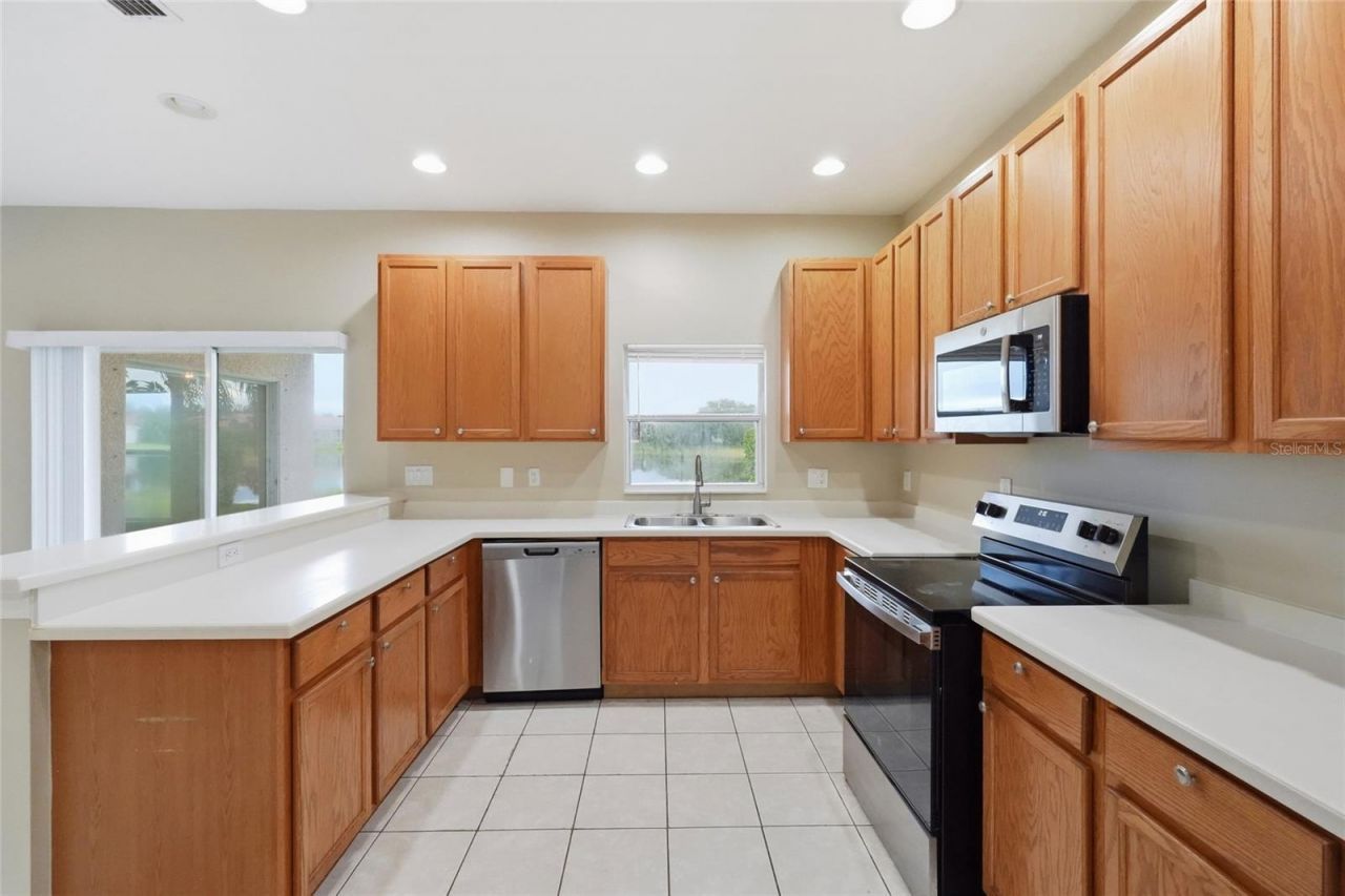 6127 46th Street E, Bradenton, FL 34203 Photo