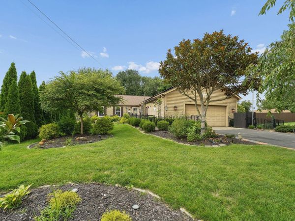 2400 Yuma Drive , London, OH 43140