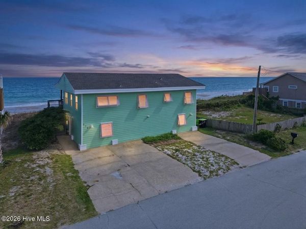 616 N Shore Drive, Surf City, NC 28445