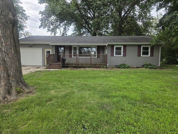 308 N West Street , Cambridge, IL 61238